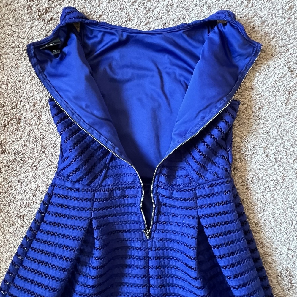 Womens Mossimo Size Small Dress Royal Blue Fit & Flare Fully Lined Knit Striped - Picture 4 of 11